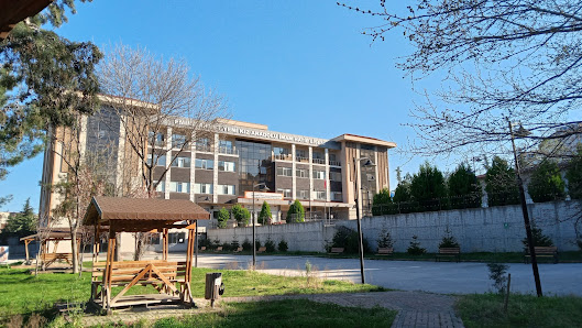 İlkadım Emine - Ahmet Yeni Kız Anadolu İmam Hatip Lisesi