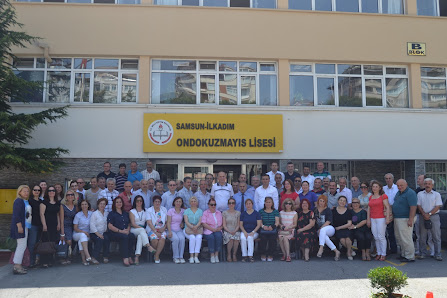 Samsun 19 Mayıs Lisesi Topluluk görseli