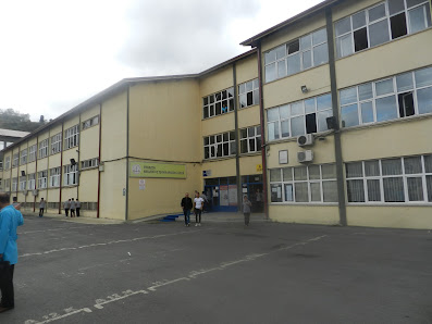 Trabzon Mesleki ve Teknik Anadolu Lisesi Tümü görseli