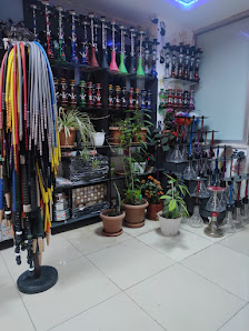 YUKA TÜTÜN&NARGİLE SHOWROOM İç görseli