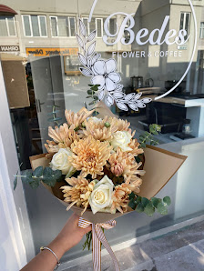 Bedeş Flower & Coffee Gül görseli