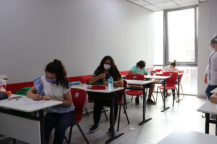 MED Fen Bilimleri İstanbul - Ümraniye Kurs Merkezi Öğrenci görseli