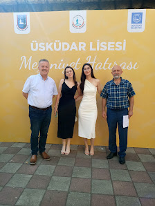 Istanbul Üsküdar Lisesi Topluluk görseli