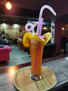 Alaçatı Cafe Sahibinin seçtikleri görseli