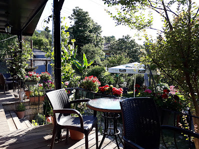 Komşu Cafe Restoran Bahçe görseli