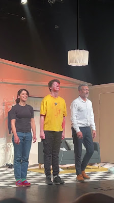 Ve Sahne - Kulis Sanat Tiyatrosu Videolar görseli