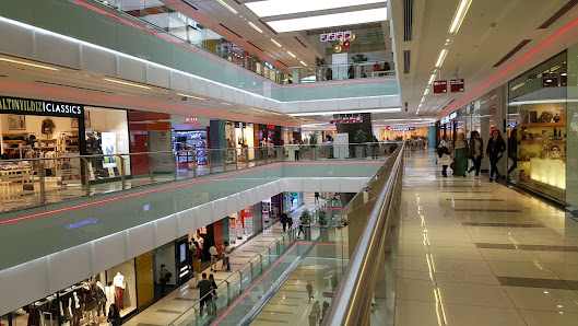 MarkAntalya AVM İç görseli
