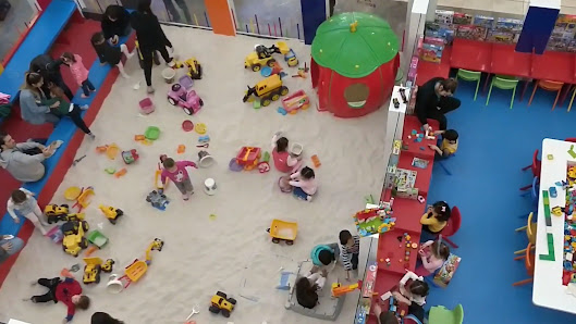 ÖzdilekPark Antalya AVM İç görseli