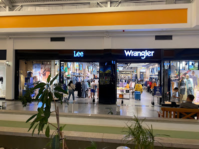 Deepo Outlet Center