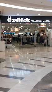 Özdilek Departman Mağazası İç görseli