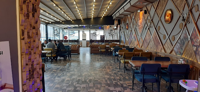 Artrium Alışveriş ve Yaşam Merkezi İç görseli