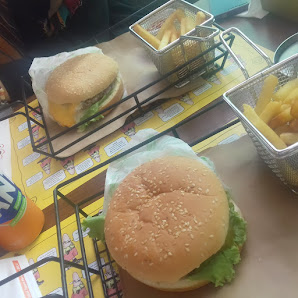 AİBÜ ÇAMPARK AVM