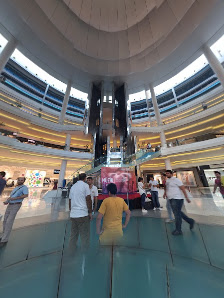 Korupark Alışveriş Merkezi Street View ve 360° görseli