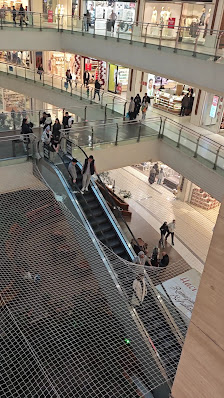 Teras Park Alışveriş Merkezi İç görseli