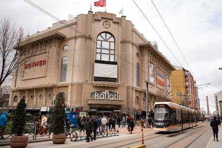 Kanatlı Alışveriş Merkezi Tümü görseli