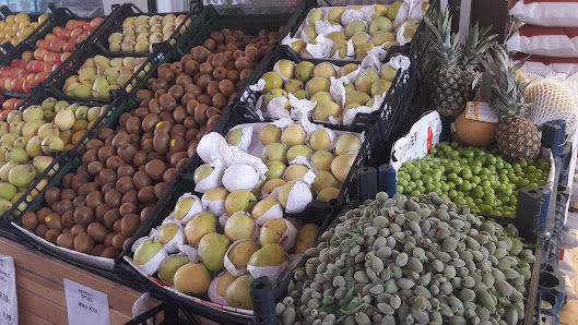 Bereket Market