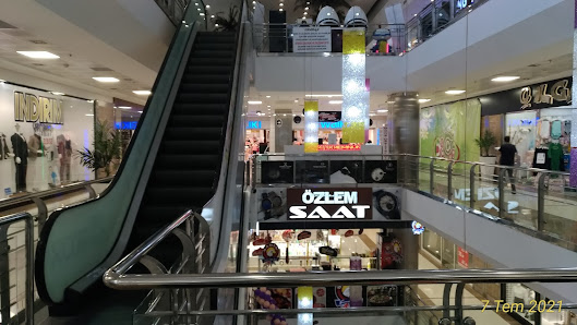 İpeksaray Alışveriş Merkezi İç görseli