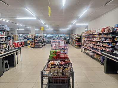 TİMYA OUTLET AVM İç görseli