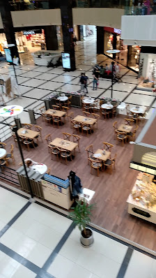 Serdivan Alışveriş Merkezi İç görseli