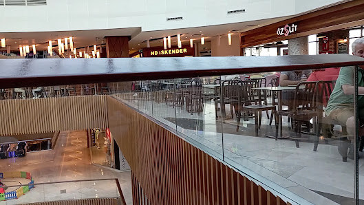 Canpark AVM İç görseli