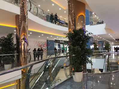 VANmall Alışveriş Merkezi İç görseli