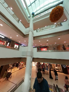 Olivium Outlet Center Street View ve 360° görseli