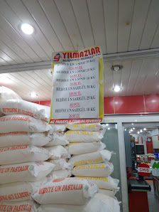 Yılmazlar Alışveriş Merkezi İç görseli