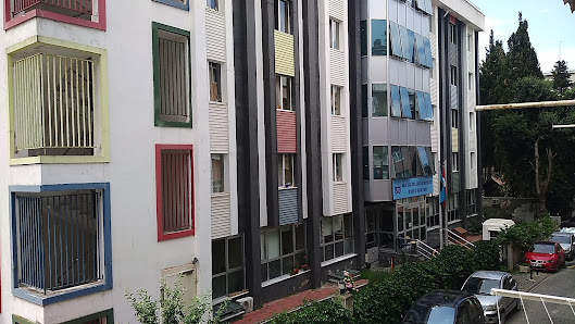 Mimar Sinan Güzel Sanatlar Üniversitesi Kız Yurdu Ziyaretçilerden görseli