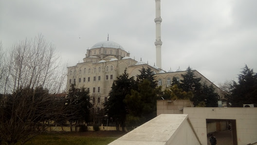 Bayrampaşa Kocatepe Erkek Öğrenci Yurdu Dıştan görünüm görseli