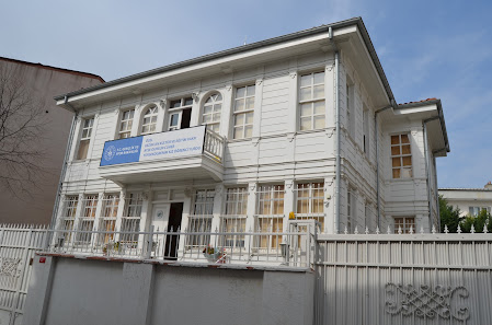 Ayse-Dursun Cüher Kız Ögrenci Yurdu Ziyaretçilerden görseli