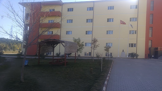 Yüksek Öğrenim Kredi Ve Yurtlar Kurumu Dumlupınar Öğrenci Yurdu Dıştan görünüm görseli