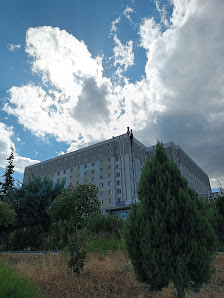 Kyk Tayfur Sökmen Kız Yurdu Ziyaretçilerden görseli