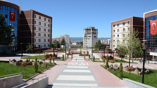 Kredi Yurtlar Kurumu Huma Hatun Kiz Yurdu Dıştan görünüm görseli