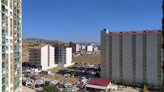 Türkan Hatun Erkek Öğrenci Yurdu Dıştan görünüm görseli