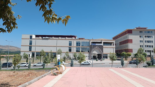 İlhan Akıncı KYK Erkek Öğrenci Yurdu Dıştan görünüm görseli