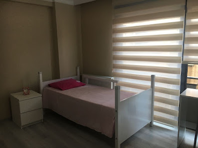 Üsküdar Bilge Hatun Üniversite Kız Yurdu Sahibinin seçtikleri görseli