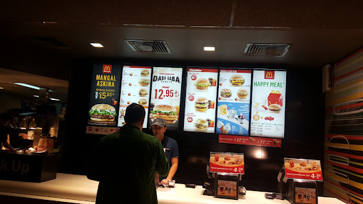 McDonald's Adana Alparslan Türkeş Menü görseli