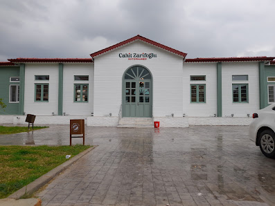 Cahit Zarifoğlu Kütüphanesi