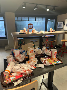 Burger King - Arnavutköy Şubesi