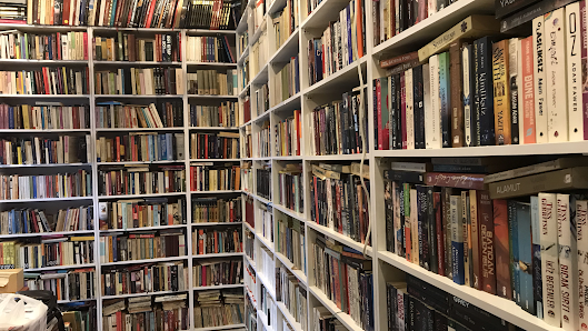 Momo Sahaf-Kitap Kahve Sahibinin seçtikleri görseli