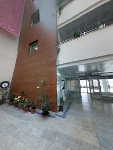 İbrahim Özaydın Mesleki ve Teknik Anadolu Lisesi Street View ve 360° görseli