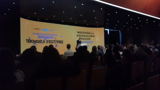 Beylikdüzü Atatürk Kültür ve Sanat Merkezi Sahibinin seçtikleri görseli