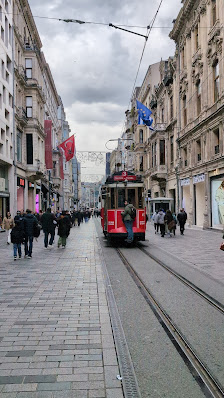 Mephisto Kitabevi & Kafe - Beyoğlu En son görseli