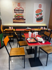 Burger King - Beşiktaş Şubesi Tümü görseli