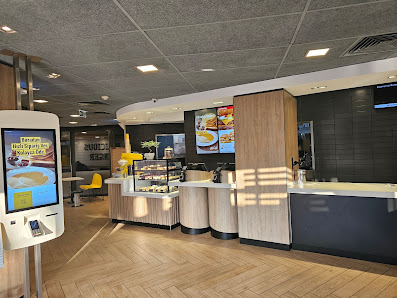 McDonald's Beşiktaş Ortam görseli