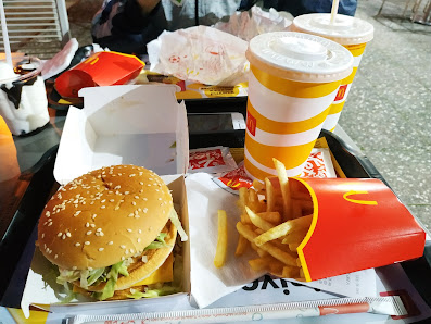 McDonald's Özlüce Yeme-içme görseli
