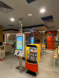 McDonald's Bursa Bademli Ortam görseli